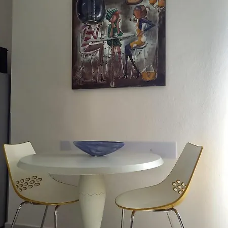 Novecento Apartment *